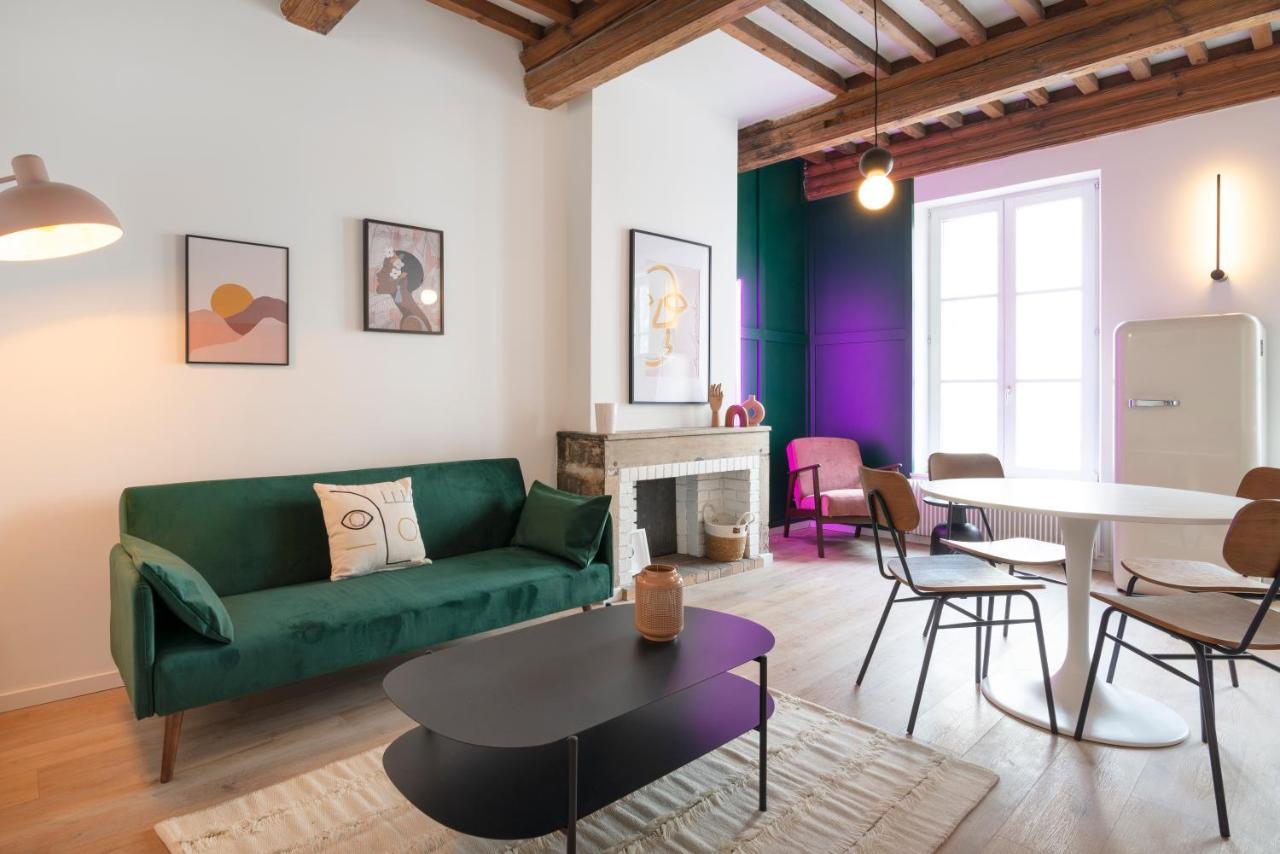 L'irresistible De Guise Apartment *